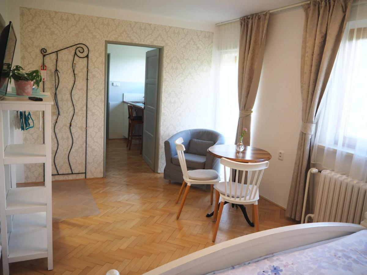 U Vaclava Apartment Knezeves  Exterior photo